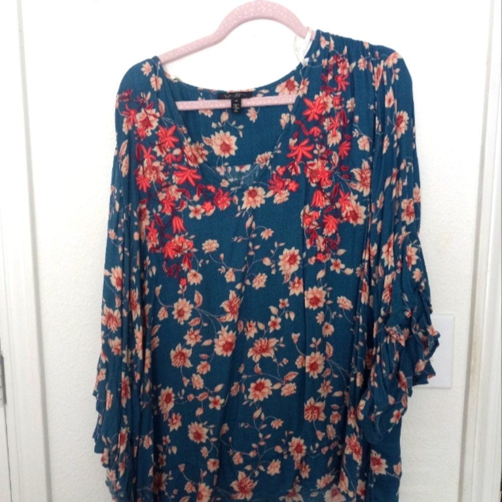 Jessica Simpson Blue Floral Blouse